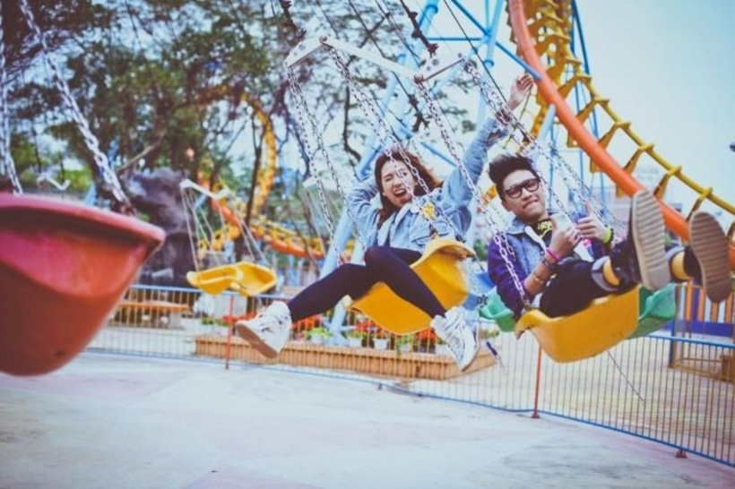 Với các cặp đôi thích sự sôi động, khu vui chơi giải trí là lựa chọn hấp dẫn cho ngày Valentine. Ảnh minh họa.