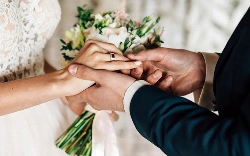 Hai anh em ruột hoàn toàn có thể kết hôn với hai chị em ruột mà không vi phạm bất kỳ điều cấm nào của Luật Hôn nhân và Gia đình Việt Nam. Ảnh minh họa