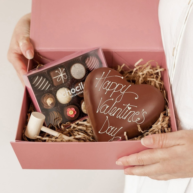 Với ngày Valentine ở Nhật Bản, phái nữ sẽ là người tặng quà cho nam giới.