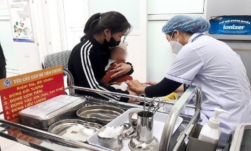 Tiêm vắc xin sởi cho trẻ bảo đảm an toàn.