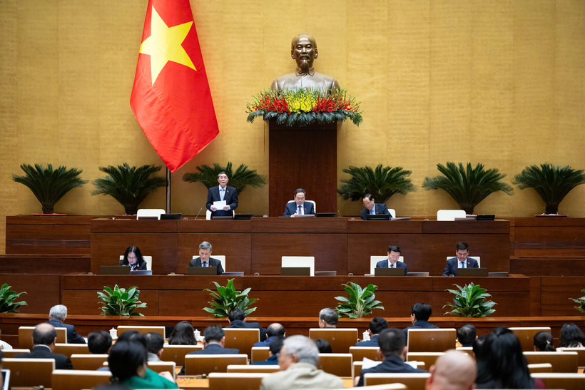 Phó chủ tịch Quốc hội Nguyễn Đức Hải điều hành nội dung phiên họp. (Ảnh: Media Quốc hội).
