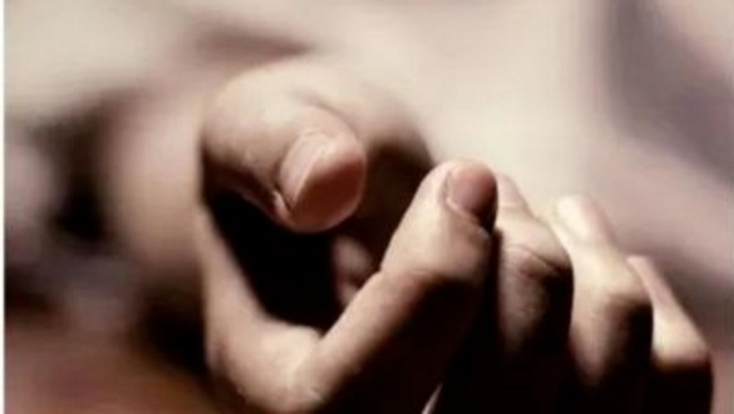 Một người mẹ, với sự hỗ trợ của người thân, đã sát hại con trai. Ảnh minh họa.