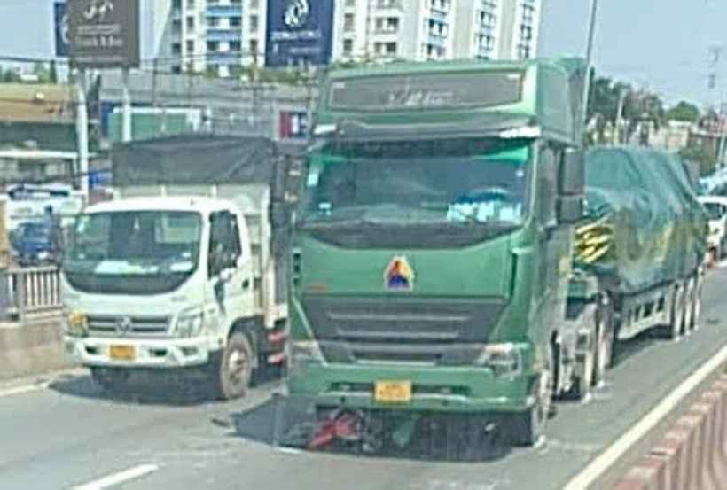 Hiện trường xảy ra vụ tai nạn. Ảnh: Báo Người lao động.