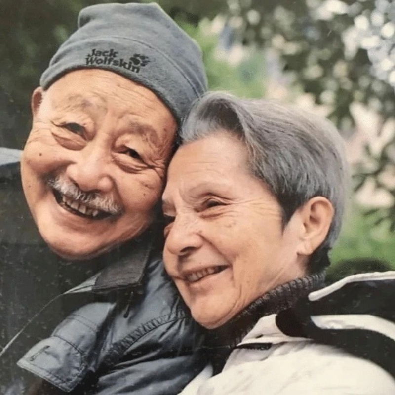 Những năm tháng sau đó, họ sống hạnh phúc, bù đắp tình cảm cho nhau. Ảnh: 163.