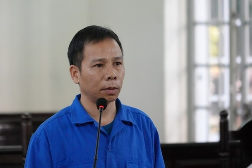 HĐXX nhận định, hành vi của bị cáo Long thể hiện tính chất côn đồ hung hãn, cố ý tước đoạt tính mạng của người đang thi hành công vụ. Ảnh: Lao động