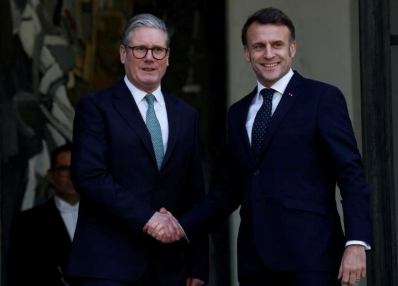Tổng thống Pháp Emmanuel Macron và Thủ tướng Anh Keir Starmer. Ảnh: Reuters