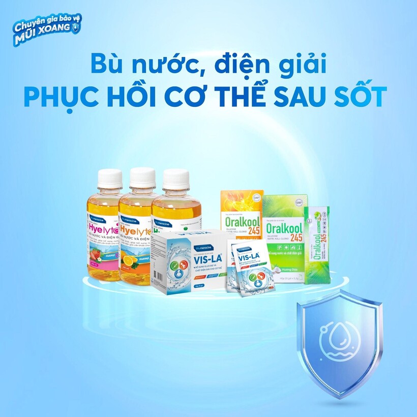 Cần bù nước, điện giải cho cơ thể khi có sốt