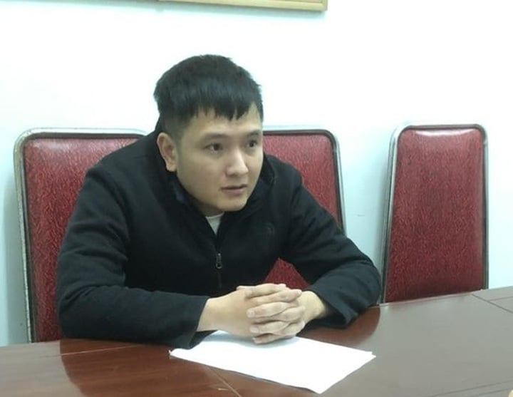 Đặng Thái Hoàng tại cơ quan công an. Ảnh: VTC News