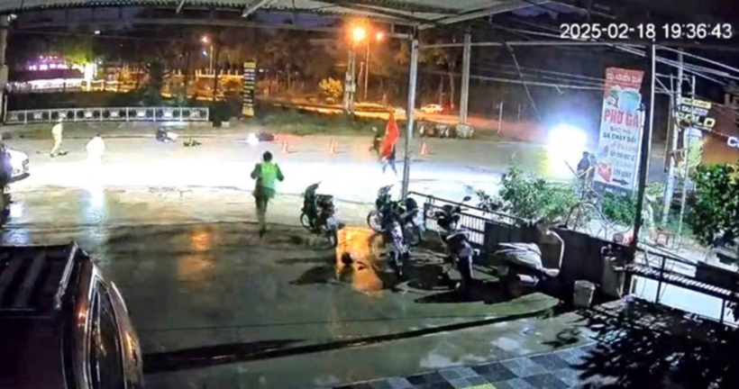 Hình ảnh trích xuất từ camera khi xảy ra vụ việc. Ảnh: Tiền Phong