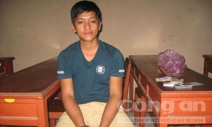 Huỳnh Thanh Phong tại cơ quan điều tra. Ảnh: Công an TP.HCM