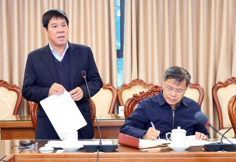 Cục trưởng Cục Quản lý chất lượng Huỳnh Văn Chương báo cáo những điểm mới của kỳ thi tốt nghiệp THPT 2025.