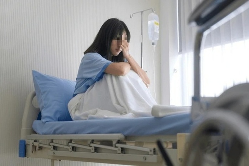 Cô gái 20 tuổi phải cắt bỏ tử cung vì chủ quan với "thứ có thì mệt mà không có thì lo". Ảnh minh họa.