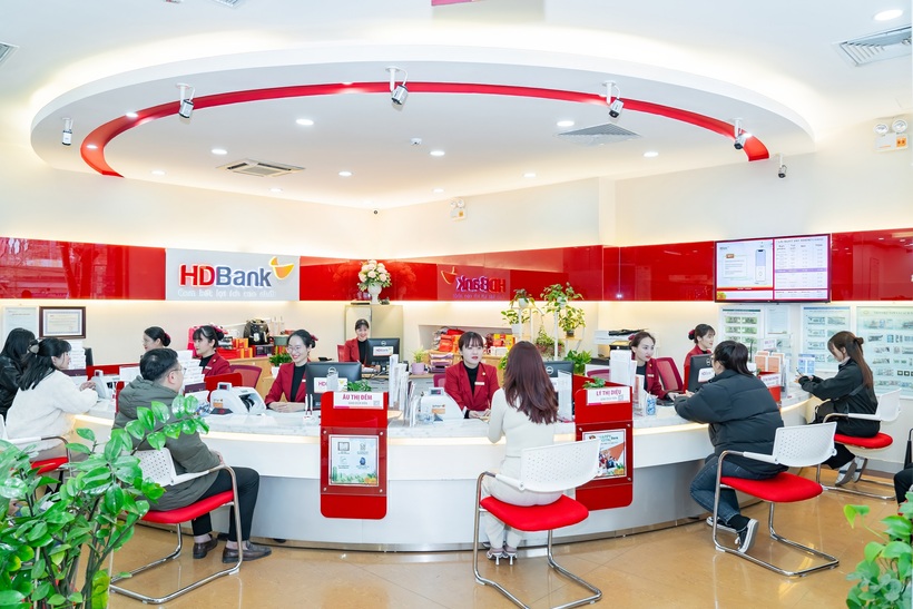 Hội nghị Nhà đầu tư HDBank: Sẵn sàng bứt phá năm 2025 - 1