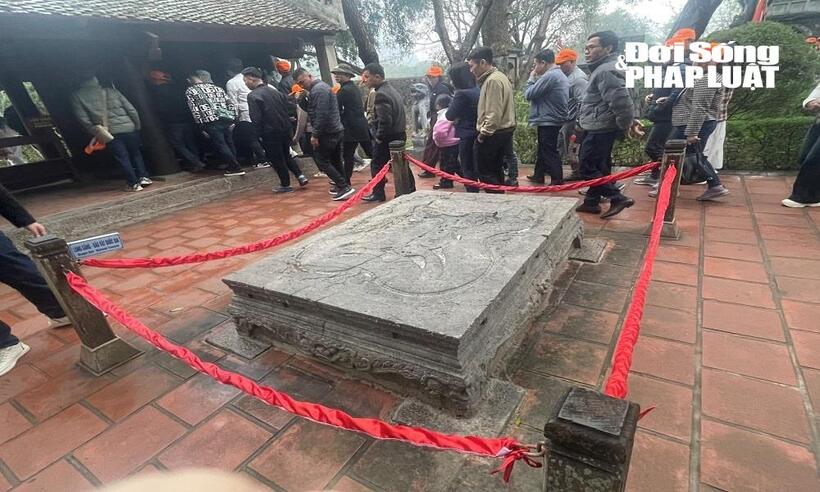 Những di tích tại đền, xây dựng từ thế kỷ 17 được bảo tồn cho đến tận ngày nay.