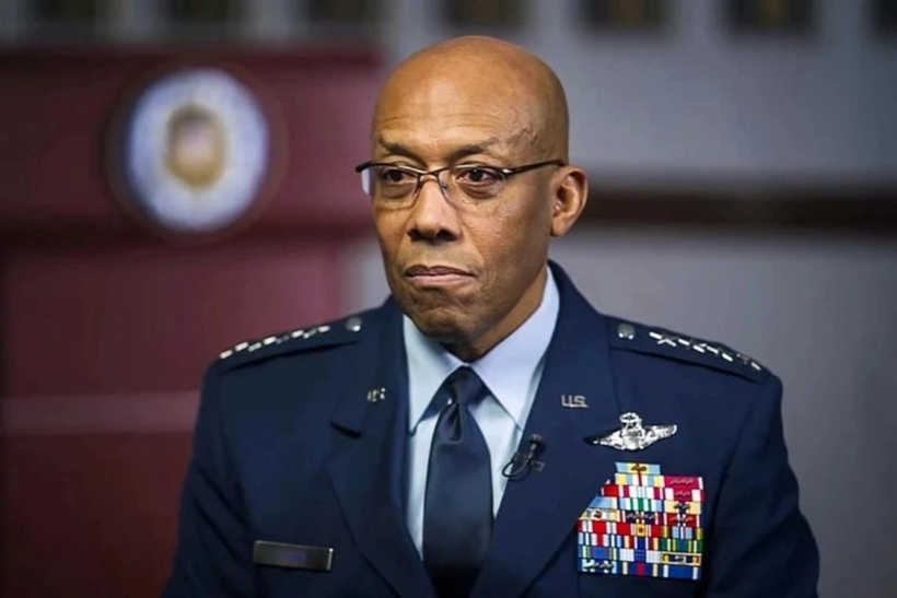 Tướng Không quân Charles Q. Brown Jr. đảm nhiệm vị trí Chủ tịch Hội đồng tham mưu trưởng liên quân Mỹ từ tháng 10/2023. Ảnh: NBC