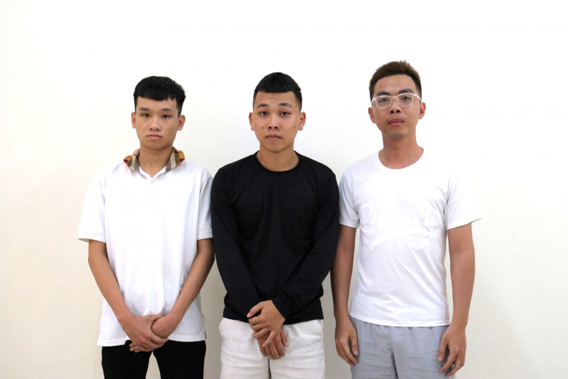 3 trong số 4 đối tượng bị bắt giữ. Ảnh: Công an nhân dân