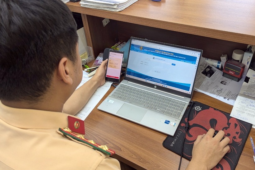 Cục CSGT thông tin lộ trình cấp, đổi bằng lái xe cho người dân. (Ảnh minh họa: Giao thông)