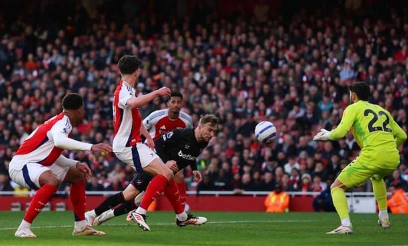 Kết quả bóng đá hôm nay ngày 23/2: Arsenal nhận thất bại trước West Ham.