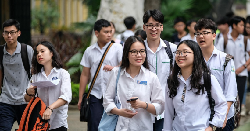 Năm 2025, tuyển sinh lớp 10 dự kiến không nhân đôi điểm Văn, Toán. Ảnh minh hoạ