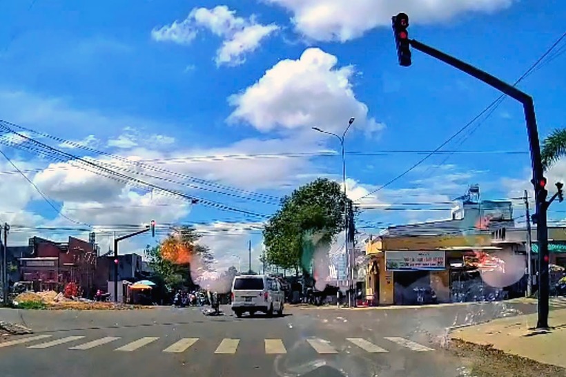 Hiện trường vụ tai nạn. Ảnh: VietNamNet.