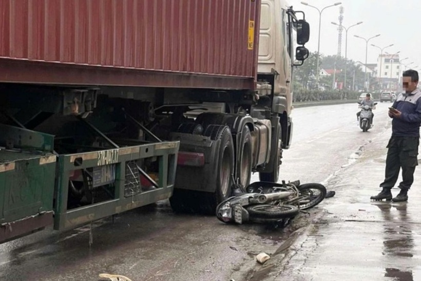 Hiện trường xảy ra vụ tai nạn. Ảnh: Báo Tiền phong.