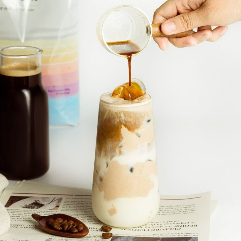 Muối có thể làm tăng huyết áp, đặc biệt là ở những người có tiền sử cao huyết áp hoặc bệnh tim mạch.