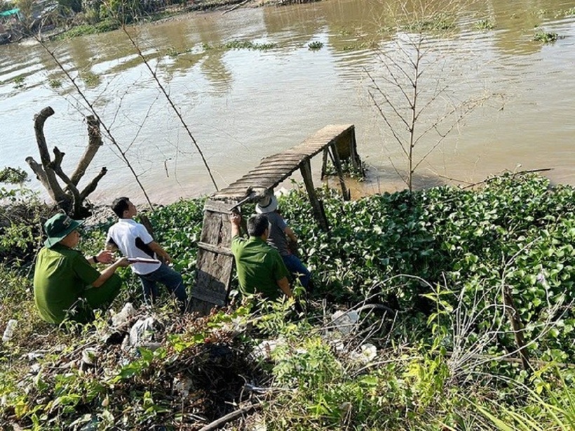Hiện trường nơi phát hiện thi thể cụ ông giao thịt heo bị phát hiện. Ảnh: Người lao động