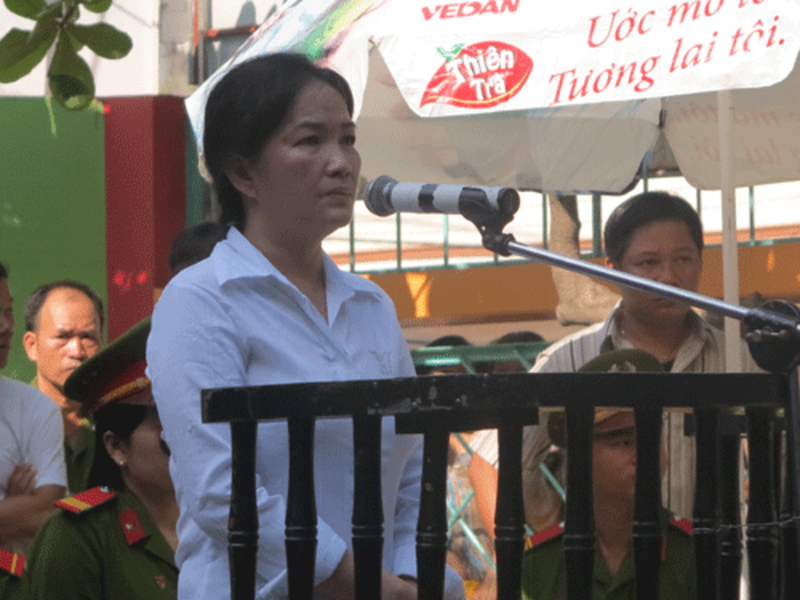 Bà Dư Kim Liên tại phiên toà xét xử. Ảnh: Người Lao Động