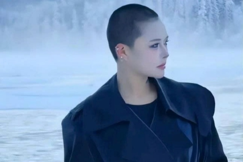 Gu Xixi là hot girl nổi tiếng thị phi trên mạng xã hội xứ Trung. Ảnh: Douyin.