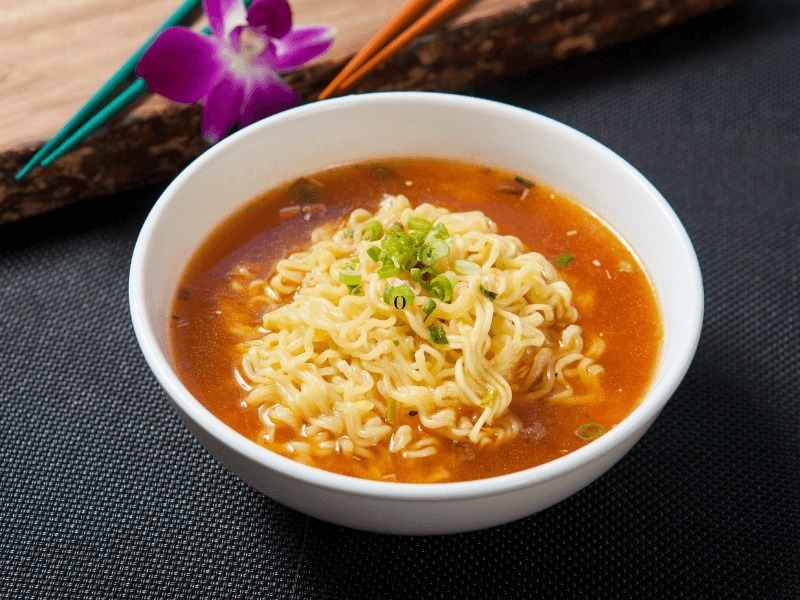 Mẹ bầu có nên ăn mì tôm?