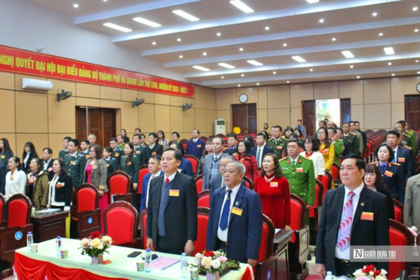 Hiện nay Hội Luật gia tỉnh Hà Giang kết nạp được 475 hội viên. Do vậy, việc tập trung phát triển hội viên là một trong những nhiệm vụ của năm 2025. (Ảnh các đại biểu dự Đại hội đại biểu Hội Luật gia tỉnh Hà Giang nhiệm kỳ 2024-2029).