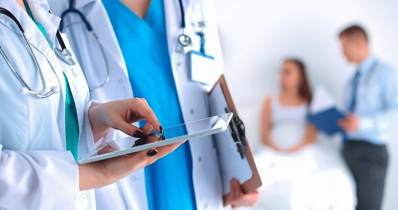 Ngày Thầy thuốc Việt Nam là ngày nhằm tôn vinh những người làm trong ngành y tế.