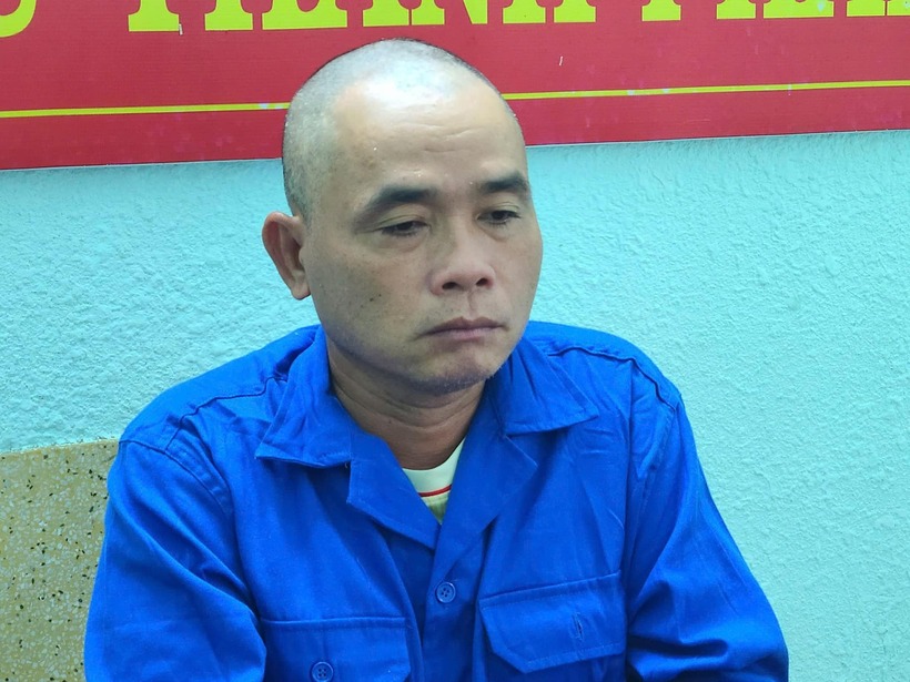 Ngô Ngọc Quân tại cơ quan công an. Ảnh: Báo Tuổi trẻ.
