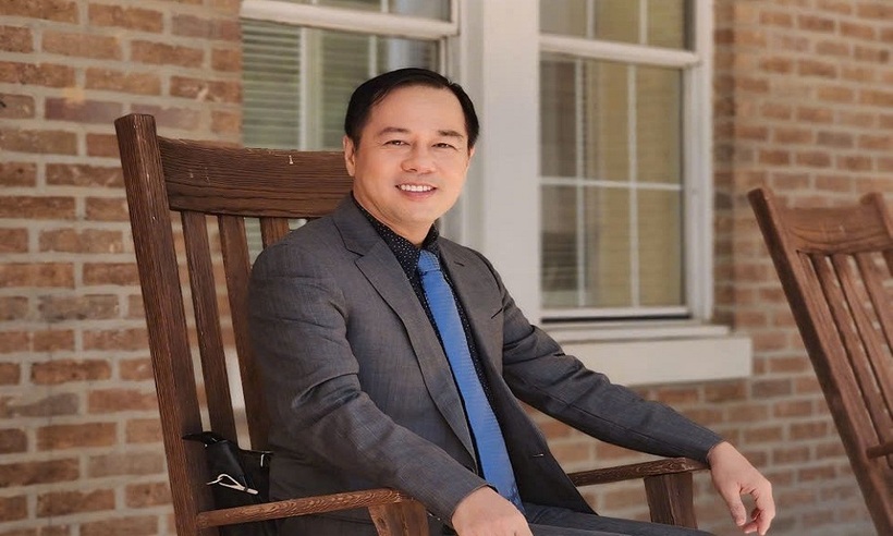 GS.TS Huỳnh Văn Sơn cho rằng MXH có tác động đa chiều đến tâm lý và hành vi của giới trẻ.