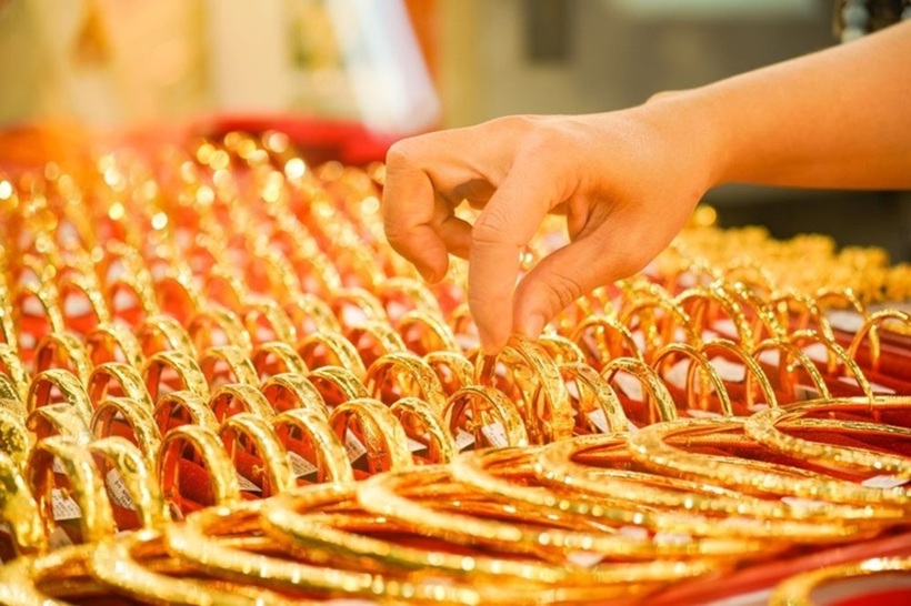 Tính đến tối 28/2, giá vàng miếng SJC, vàng nhẫn chưa dừng đà giảm. Ảnh minh họa