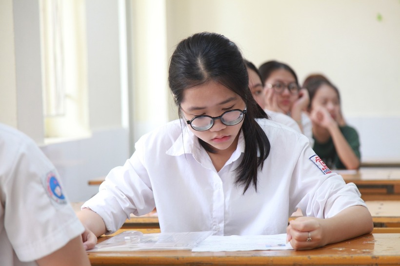Học sinh cần biết mỗi môn học có đặc điểm gì để đạt điểm cao trong kỳ thi vào lớp 10 THPT 2025 tại Hà Nội. Ảnh minh họa