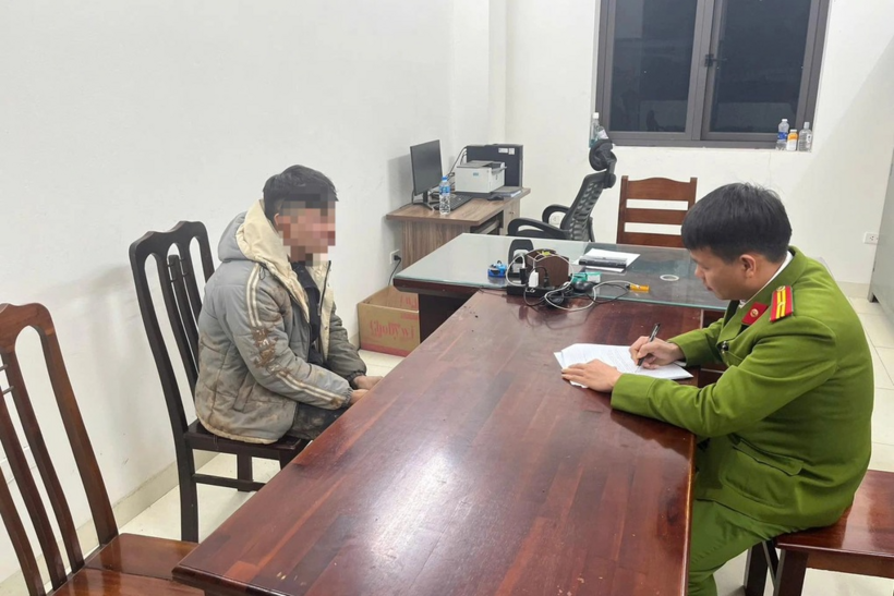 Nguyễn Văn L. tại cơ quan công an. Ảnh: Dân Trí