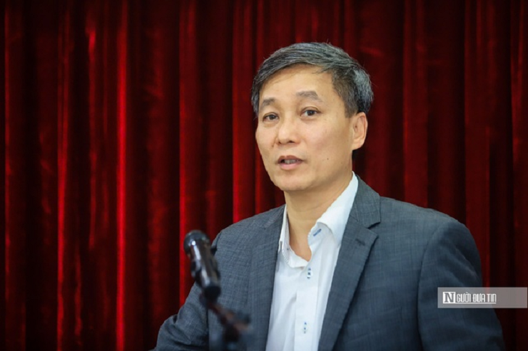 Bí thư Đảng ủy, Chủ tịch Hội Luật gia Việt Nam Nguyễn Khánh Ngọc phát biểu tại buổi làm việc.