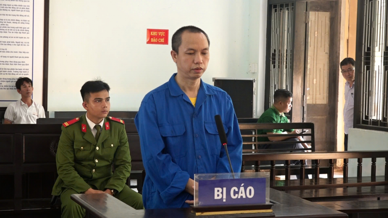 Nguyễn Văn Khoa tại phiên tòa xét xử sơ thẩm. Ảnh: Công an nhân dân