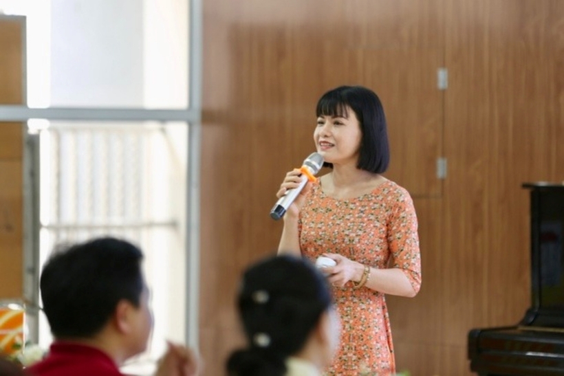 Bà Nguyễn Thị Nhiếp – Hiệu trưởng Trường THPT chuyên Chu Văn An, Hà Nội.