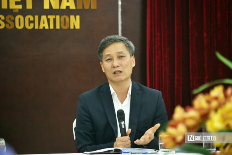 Ông Nguyễn Khánh Ngọc - Chủ tịch Hội Luật gia Việt Nam kết luận cuộc họp.