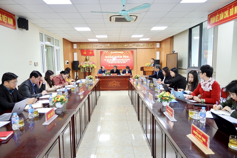 Đoàn kiểm tra của Bộ Giáo dục và Đào tạo làm việc tại tỉnh Bắc Giang ngày 6/3