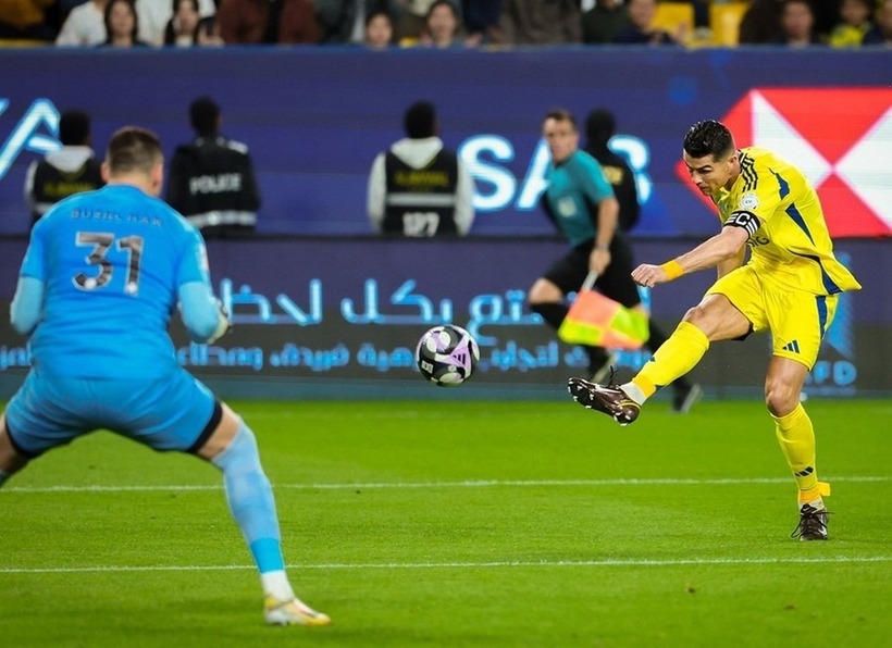 Kết quả bóng đá hôm nay ngày 8/3: Ronaldo ghi bàn, Al Nassr đánh rơi chiến thắng.
