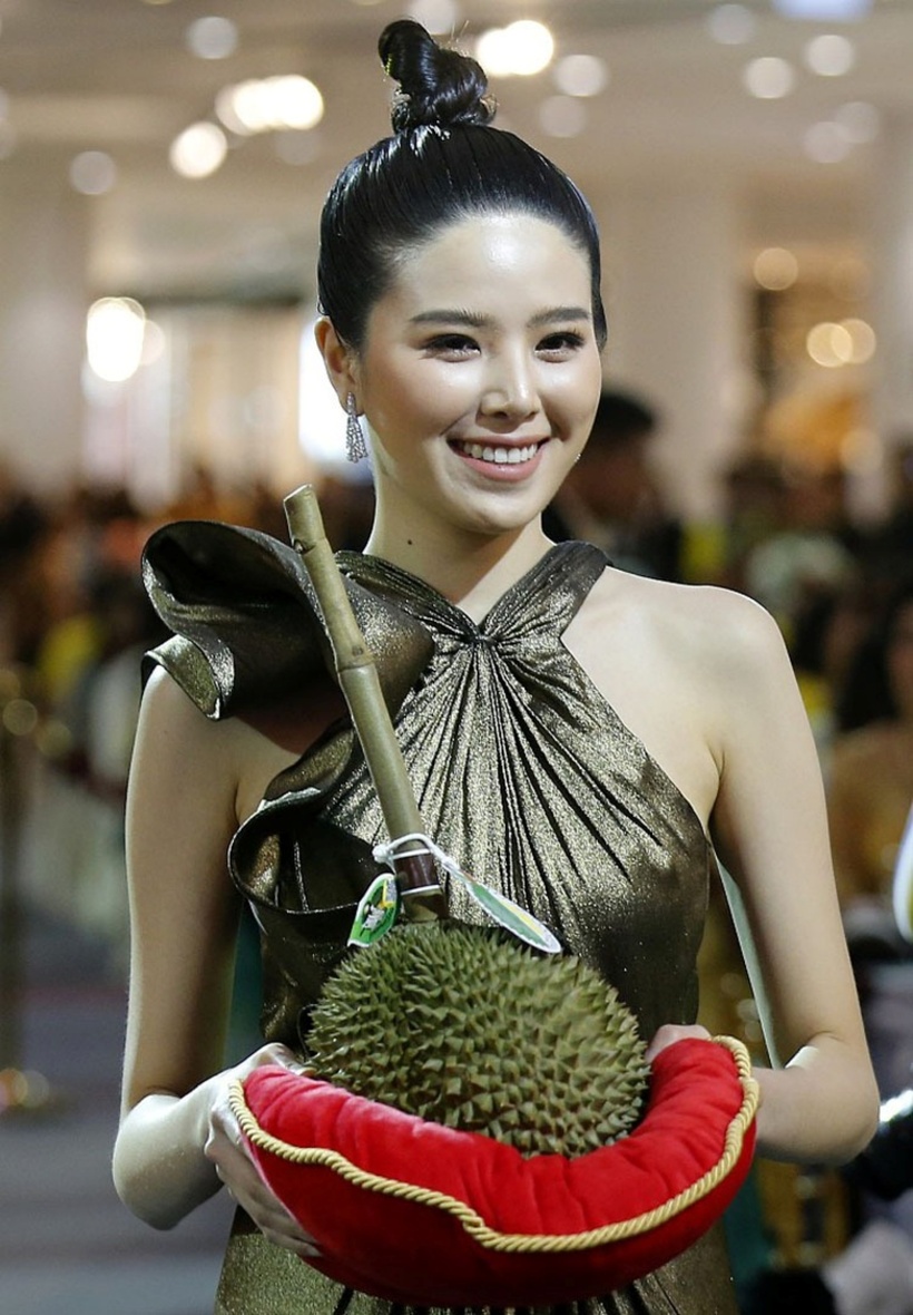 Trái sầu riêng lập kỷ lục về giá tại lễ hội King of Durian.