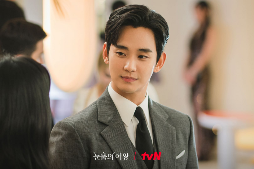 Công ty quản lý của Kim Soo Hyun bác tin hẹn hò 6 năm.