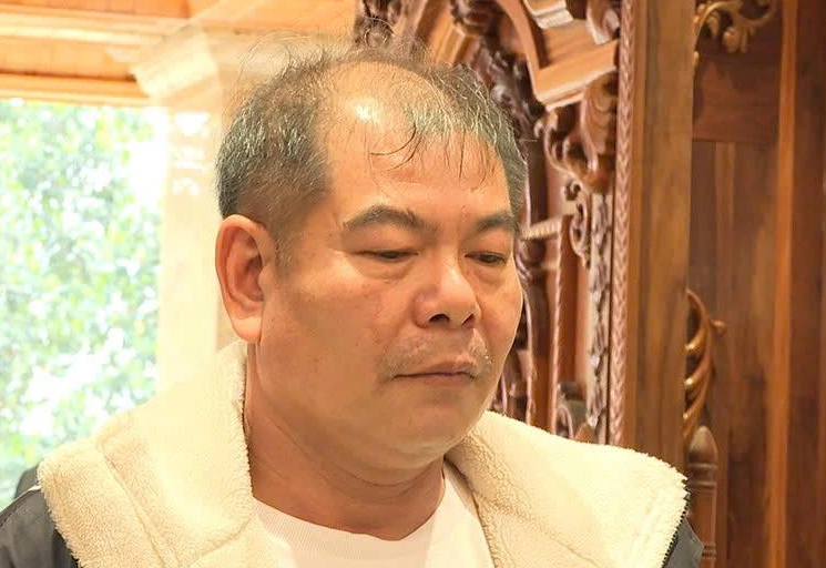 Công an tỉnh Phú Thọ bắt tạm giam Nguyễn Văn Tuấn, còn gọi là Tuấn "trắng". Ảnh: Thanh Niên