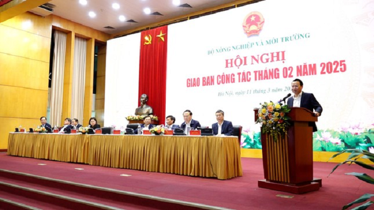 Bộ trưởng Đỗ Đức Duy phát biểu tại Hội nghị giao ban tháng 2 của Bộ NN&MT. Ảnh: Tiền Phong