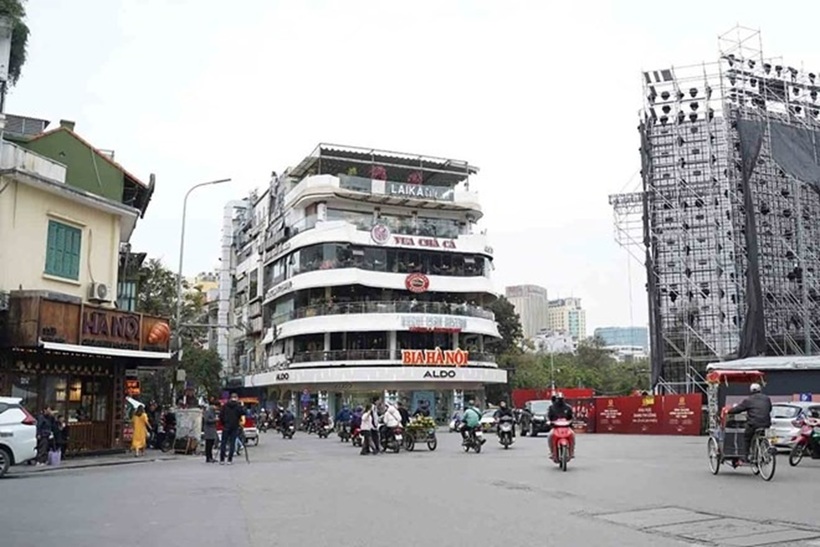 Tòa nhà "Hàm cá mập". Ảnh: Lao động