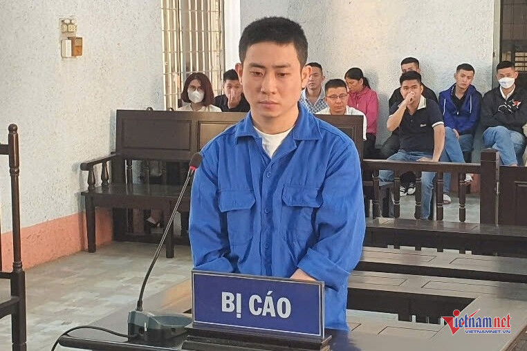 Bị cáo Hòa tại phiên tòa ngày 12/3. Ảnh: Vietnamnet