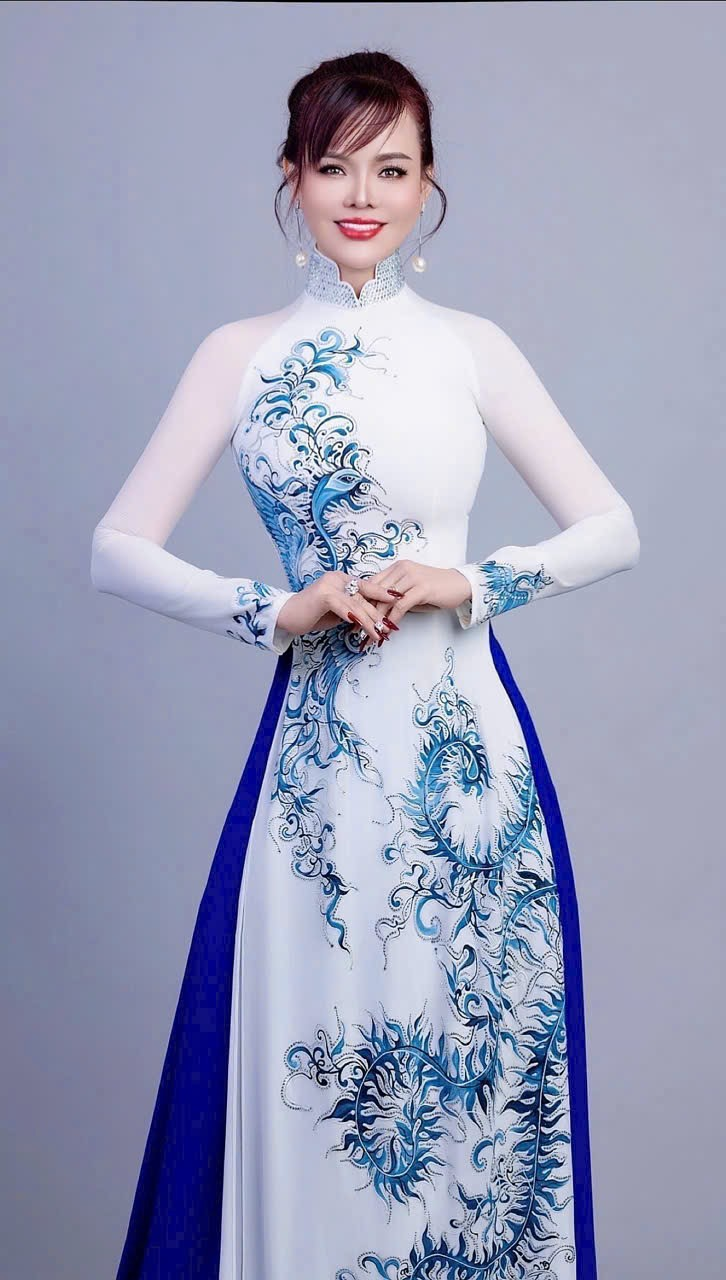 Á hậu Ánh Quyên: “Hành trình khẳng định thương hiệu qua những bộ sưu tập thời trang ấn tượng” - 4